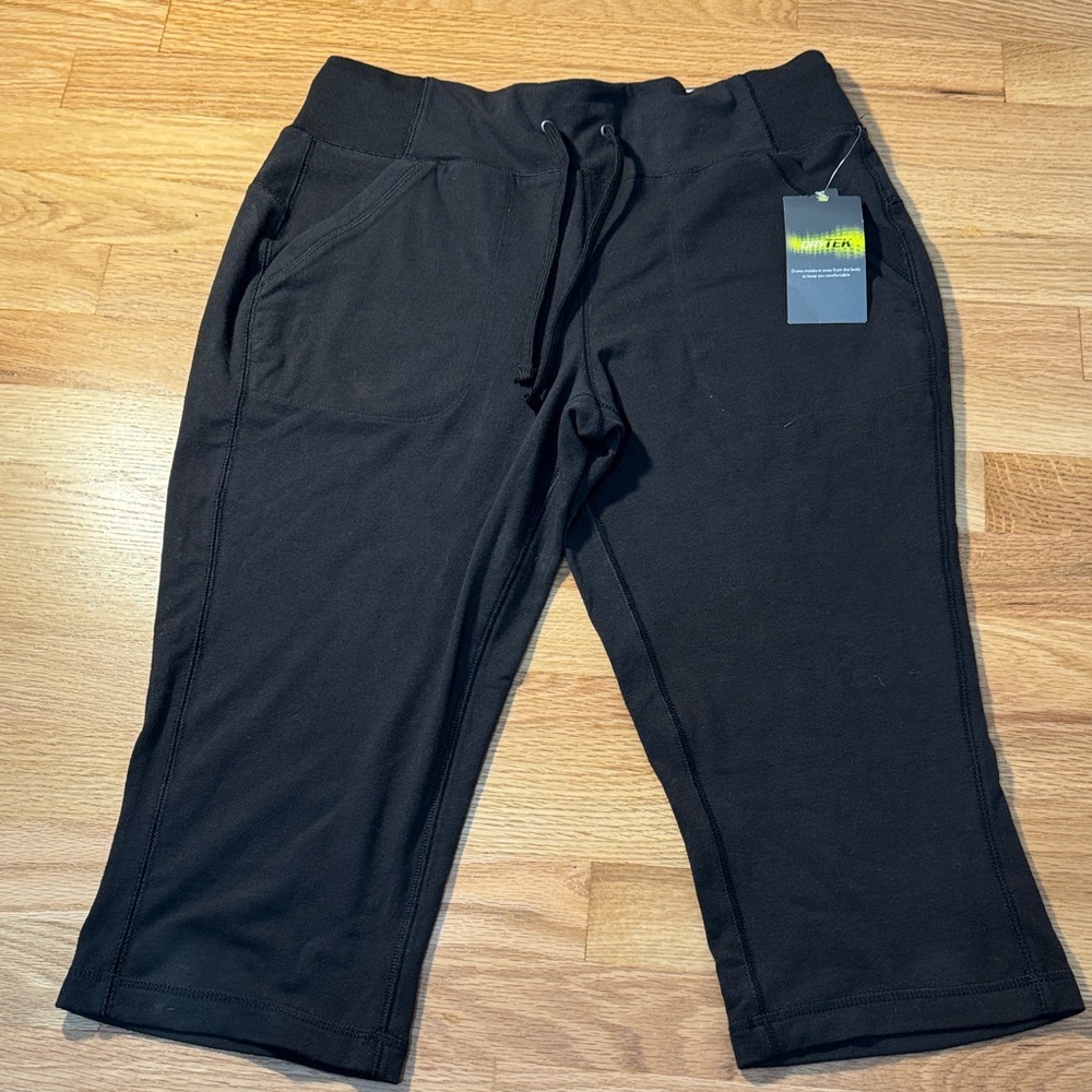 ✅ NWT TEK GEAR DryTek Mid Rise Capri Athletic Jogger Stretch Workout Pant Size S